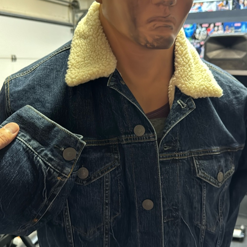 NEW & UNWORN - American Eagle sherpa shearling lined denim jacket - awesome - Picture 2 of 12